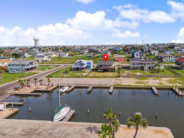 16646 Jolly Roger Road, Jamaica Beach, TX 77554