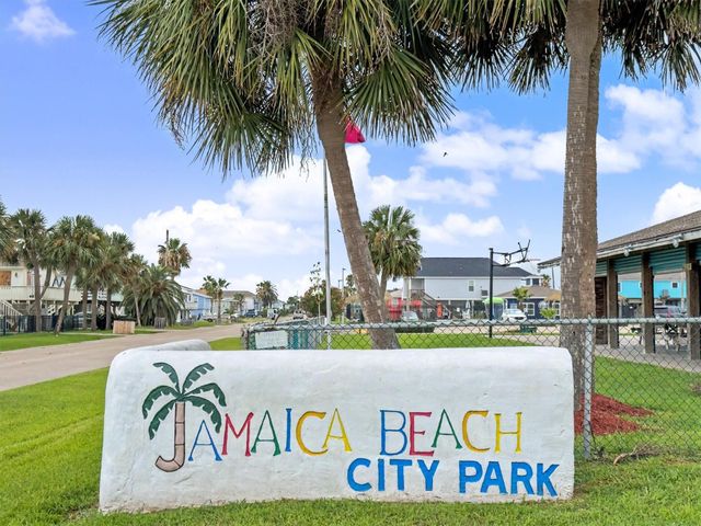 16646 Jolly Roger Road, Jamaica Beach, TX 77554