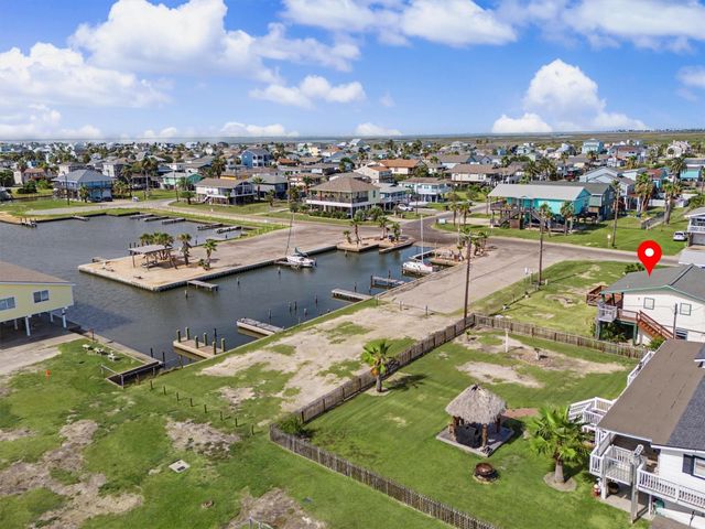 16646 Jolly Roger Road, Jamaica Beach, TX 77554