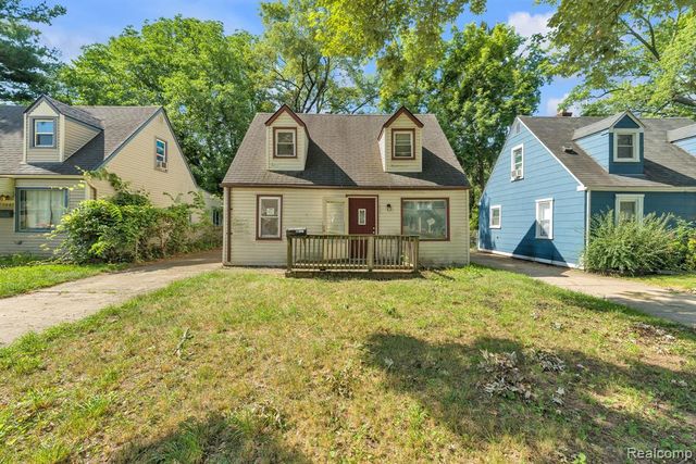 26005 Currier Street, Dearborn Heights, MI 48125