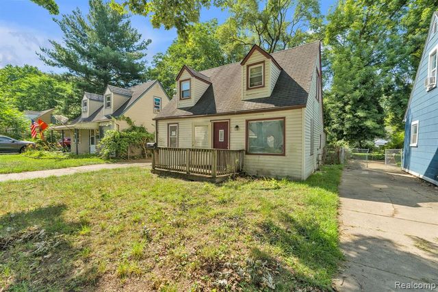 26005 Currier Street, Dearborn Heights, MI 48125