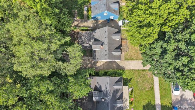 26005 Currier Street, Dearborn Heights, MI 48125