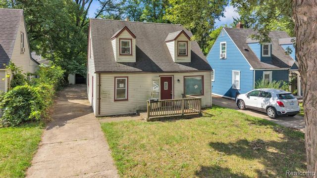 26005 Currier Street, Dearborn Heights, MI 48125