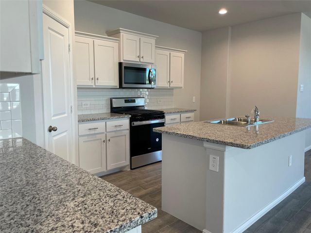 8521 Centerboard Lane, Fort Worth, TX 76179