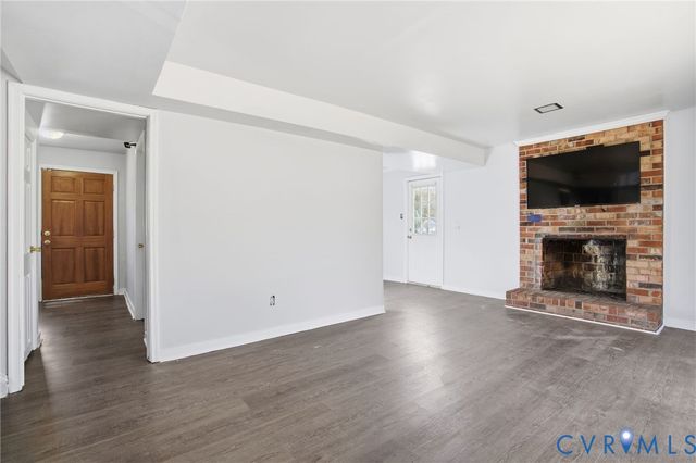 10900 Bluebell Dr, Glen Allen, VA 23060