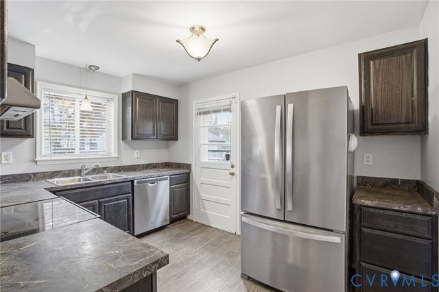 10900 Bluebell Dr, Glen Allen, VA 23060