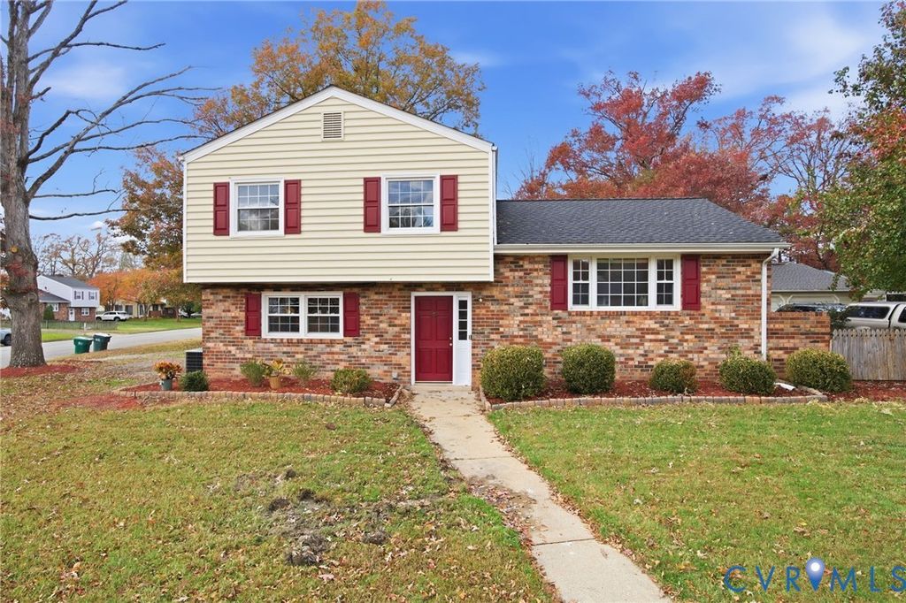 10900 Bluebell Dr, Glen Allen, VA 23060