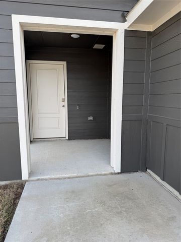 714 Coastline Way, Princeton, TX 75407