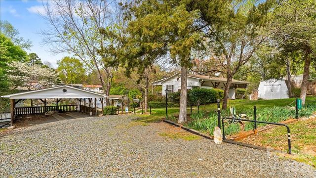 132 Larboard Trail 17, Mount Gilead, NC 27306