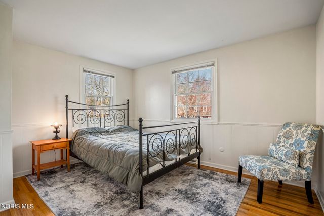 6913 Fredericksburg Drive, Sylvania, OH 43560