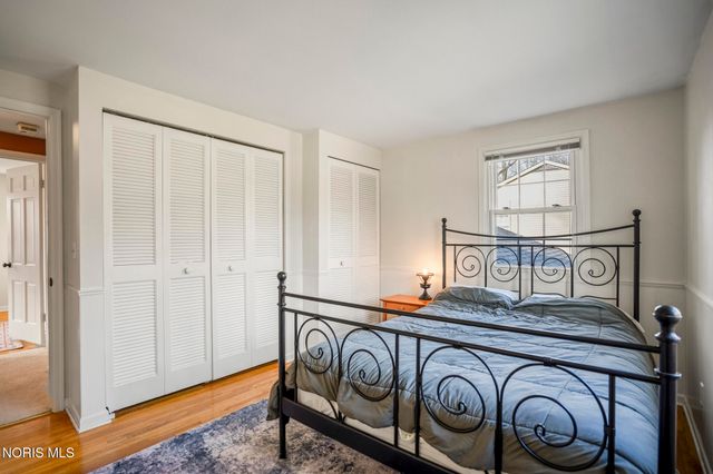 6913 Fredericksburg Drive, Sylvania, OH 43560