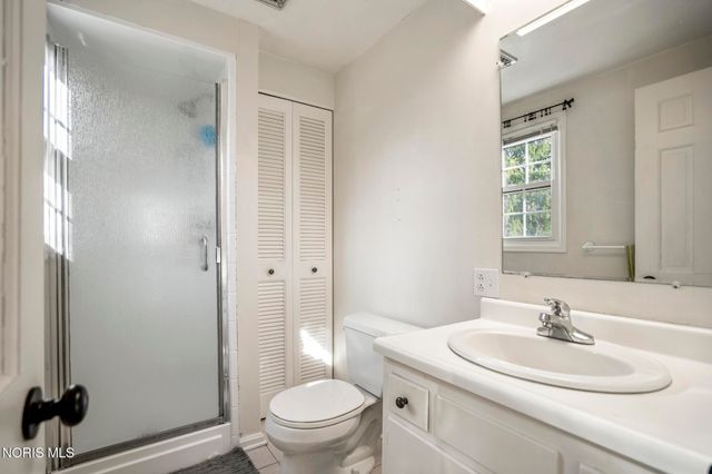 6913 Fredericksburg Drive, Sylvania, OH 43560