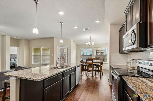 204 Bainbridge Drive, Temple, TX 76502