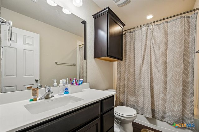 204 Bainbridge Drive, Temple, TX 76502
