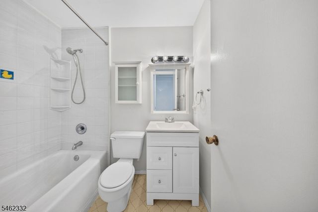 1163 Colonial Way, Bridgewater Twp., NJ 08807