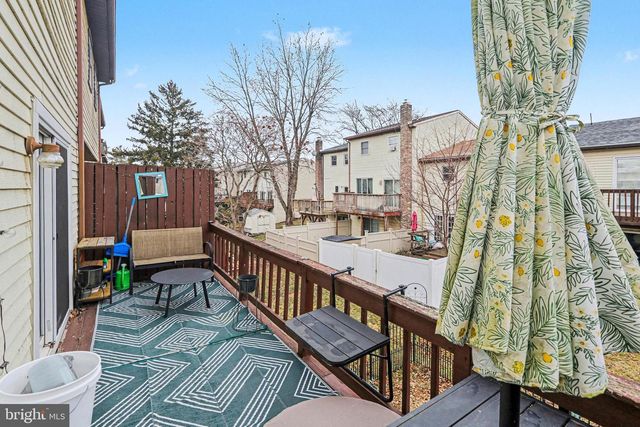 143 WHITE DOGWOOD DR, Etters, PA 17319