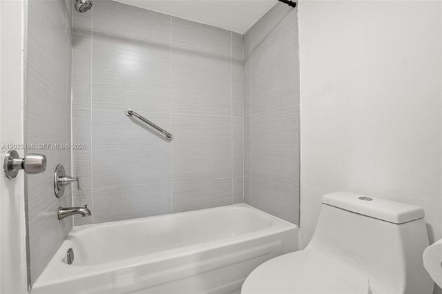9091 Lime Bay Blvd 304, Tamarac, FL 33321