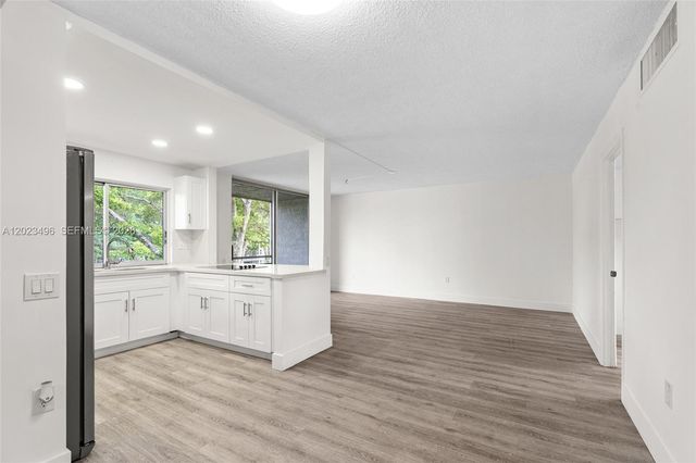 9091 Lime Bay Blvd 304, Tamarac, FL 33321