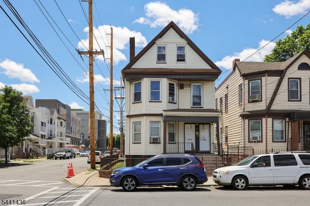 114 9Th Ave, Newark City, NJ 07018