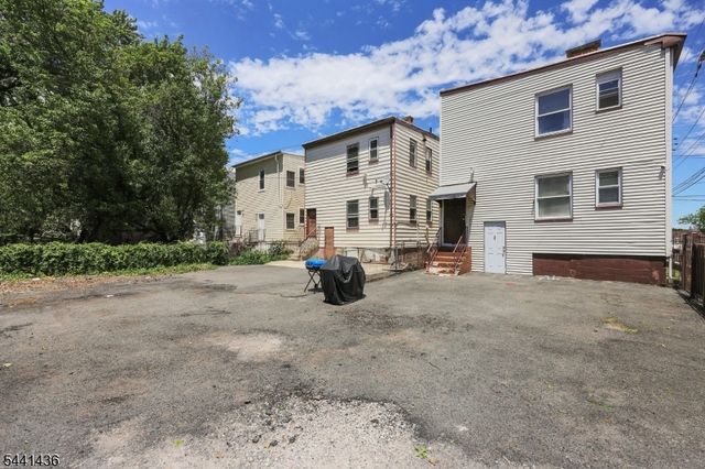 114 9Th Ave, Newark City, NJ 07018