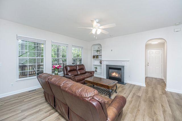 3376 Toomer Kiln Circle, Mount Pleasant, SC 29466