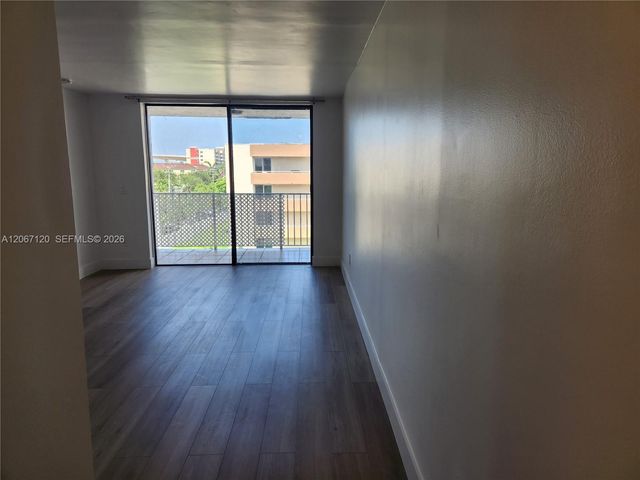 8075 NW 7th Street 420, Miami, FL 33126