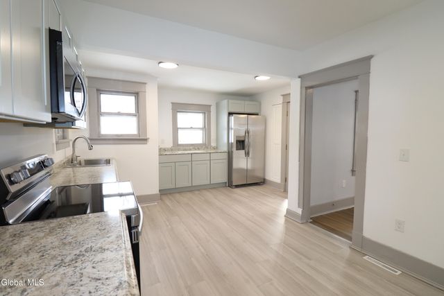 442 Plymouth Avenue, Schenectady, NY 12308