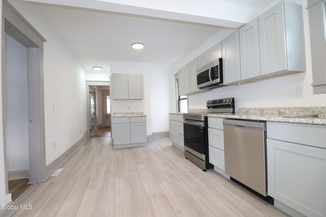 442 Plymouth Avenue, Schenectady, NY 12308