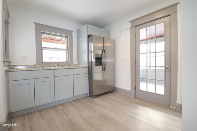 442 Plymouth Avenue, Schenectady, NY 12308