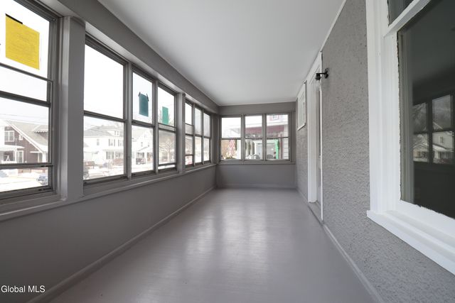 442 Plymouth Avenue, Schenectady, NY 12308