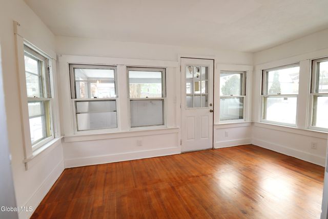 442 Plymouth Avenue, Schenectady, NY 12308