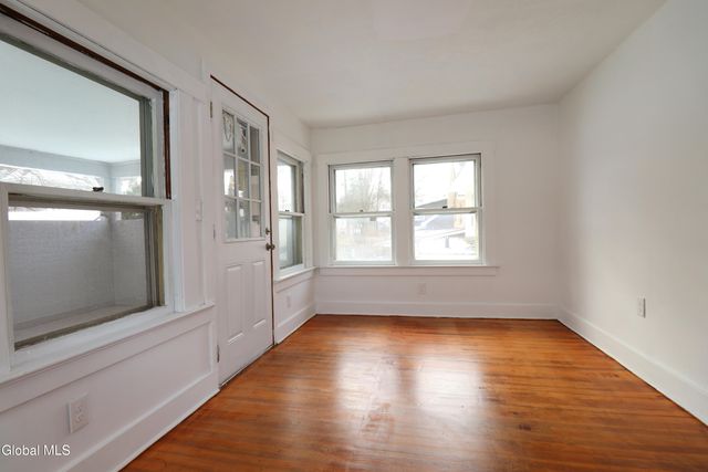 442 Plymouth Avenue, Schenectady, NY 12308