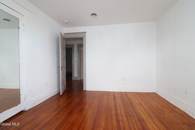 442 Plymouth Avenue, Schenectady, NY 12308