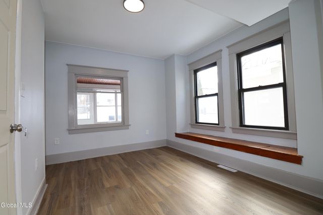 442 Plymouth Avenue, Schenectady, NY 12308