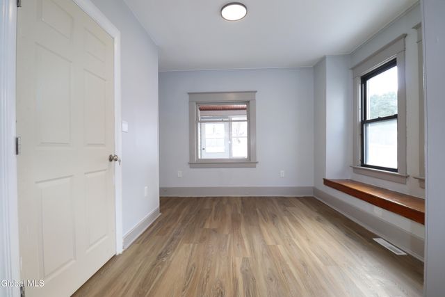 442 Plymouth Avenue, Schenectady, NY 12308