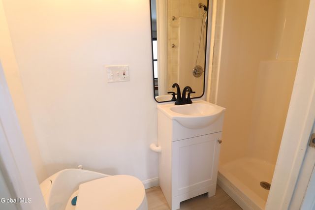 442 Plymouth Avenue, Schenectady, NY 12308