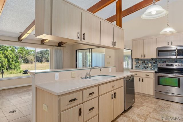 16 Chinkapin Circle, Homosassa, FL 34446