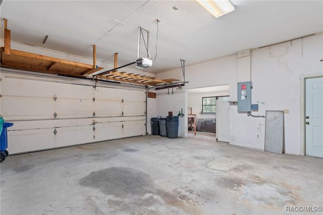 16 Chinkapin Circle, Homosassa, FL 34446