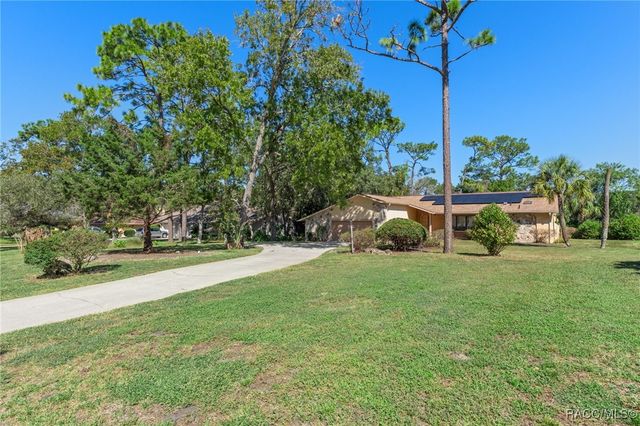 16 Chinkapin Circle, Homosassa, FL 34446