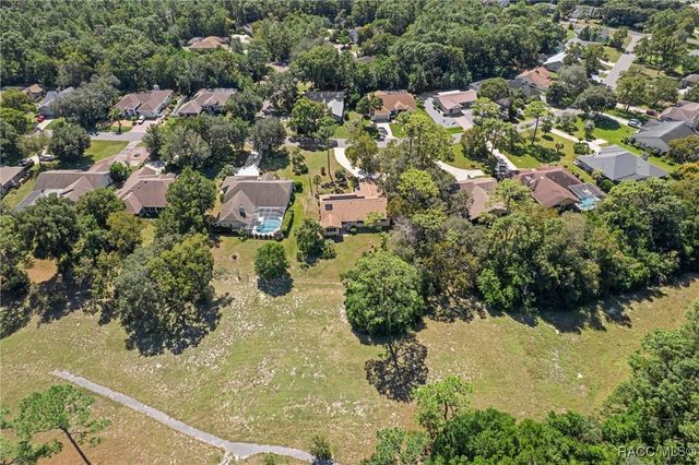 16 Chinkapin Circle, Homosassa, FL 34446