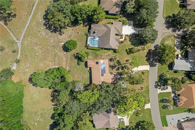 16 Chinkapin Circle, Homosassa, FL 34446