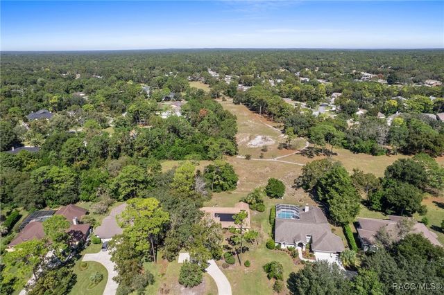 16 Chinkapin Circle, Homosassa, FL 34446