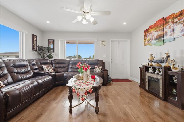 1465 NW 68th Terrace, Margate, FL 33063