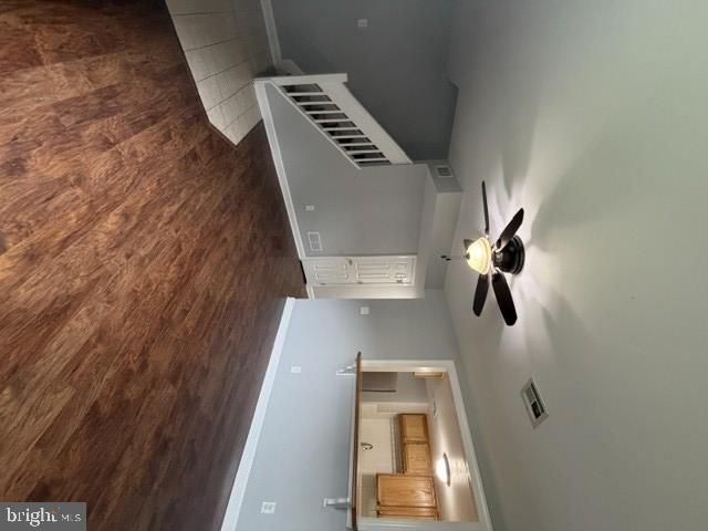 8 KAYAK CT, Newark, DE 19702