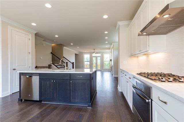 7826 Laurel Crest Drive, Johns Creek, GA 30024