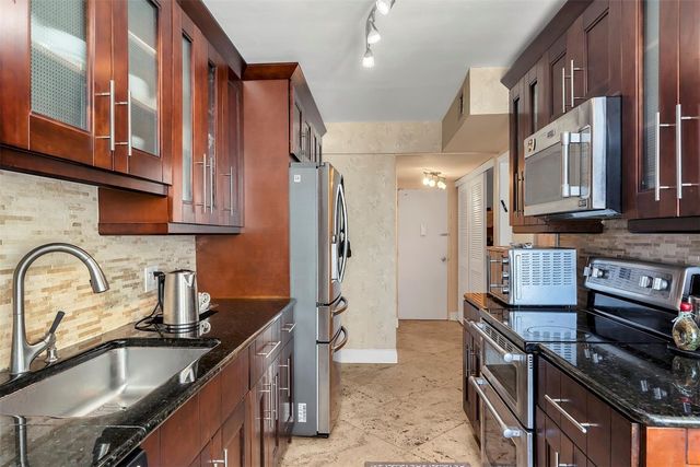 4300 N Ocean Boulevard 4F, Fort Lauderdale, FL 33308