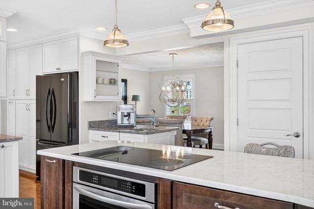 8179 TAMAR DR, Columbia, MD 21045