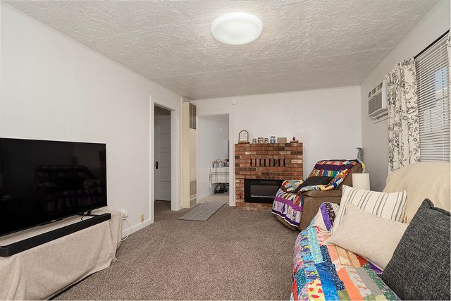 2361 Kings Highway, Medford, OR 97501