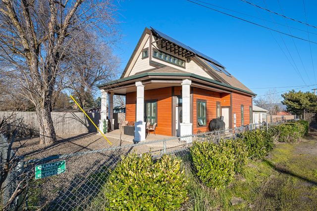 2361 Kings Highway, Medford, OR 97501