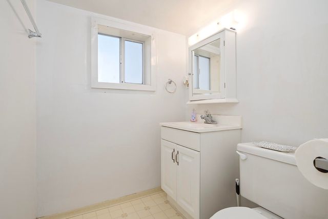 2361 Kings Highway, Medford, OR 97501